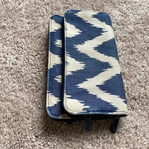 Thirty-one Denim wallet